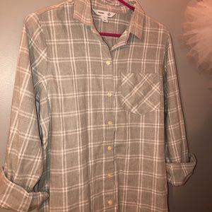 plaid button up!!